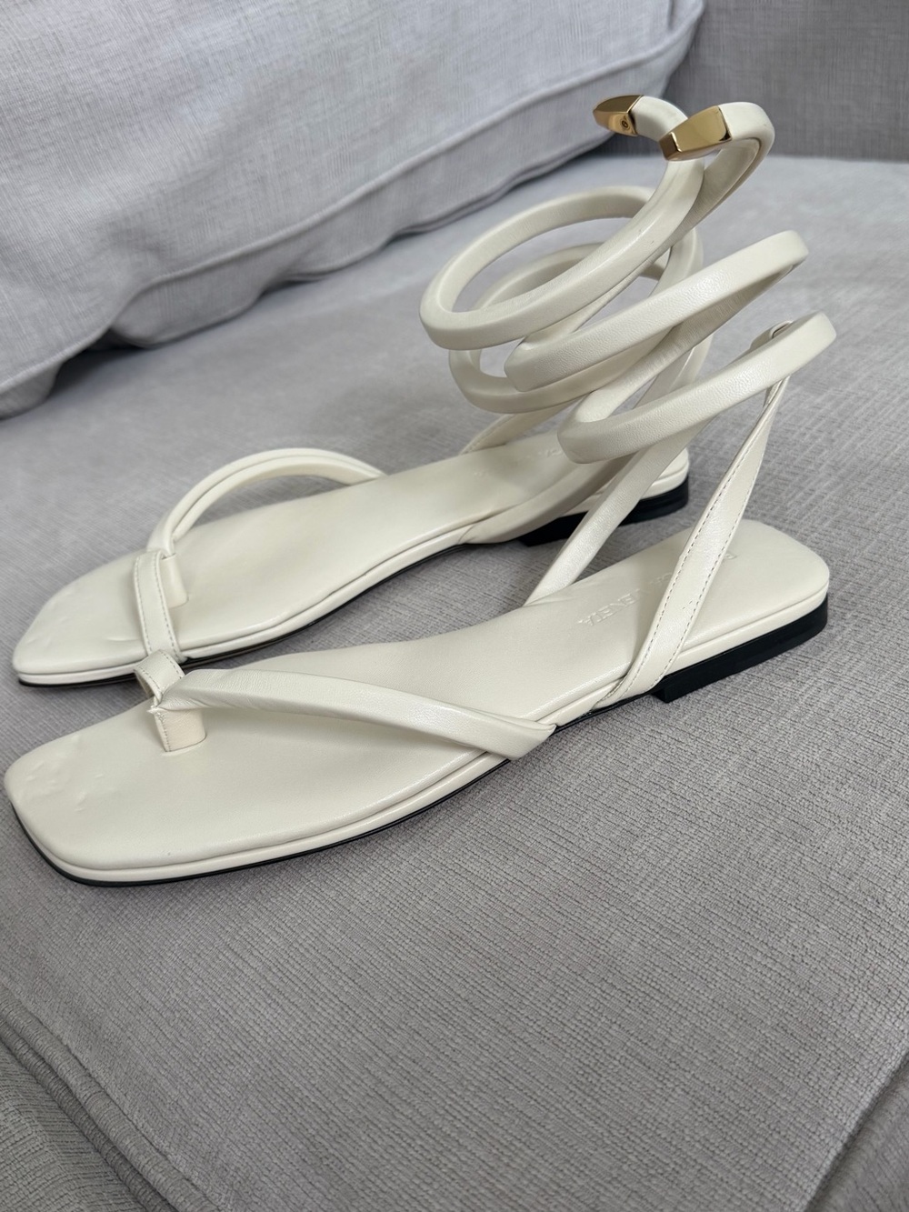 Bottega Veneta Napa Spiral flat Sandals size 38.5
